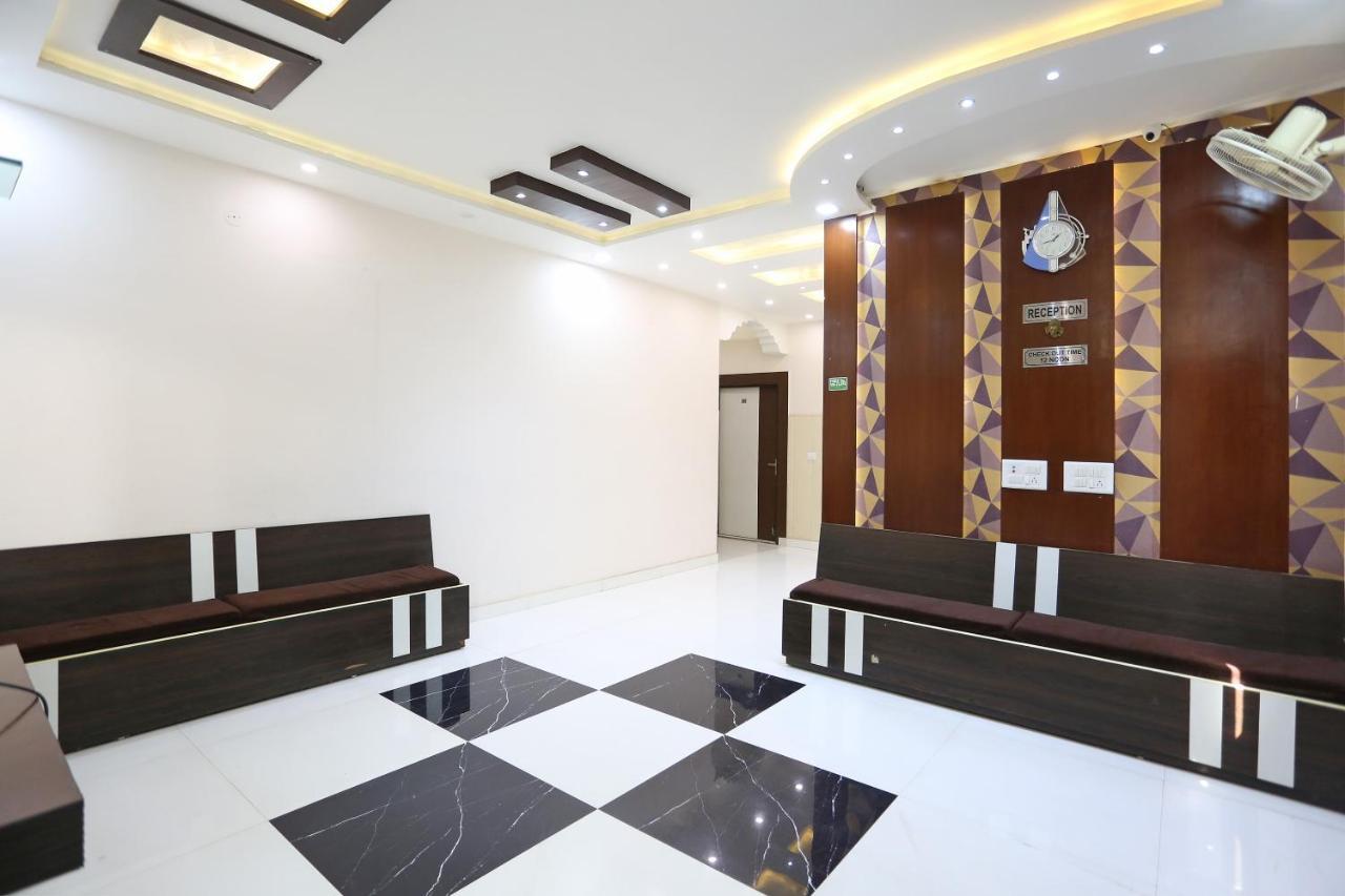 Oyo 3202 Hotel Gayatri Residency Agra  Exterior foto